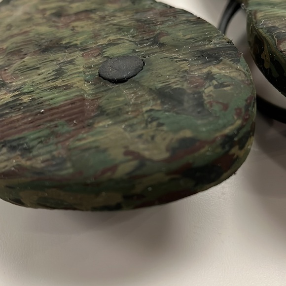 Volcom Camouflage green / black flip flops size 8 - Picture 11 of 14